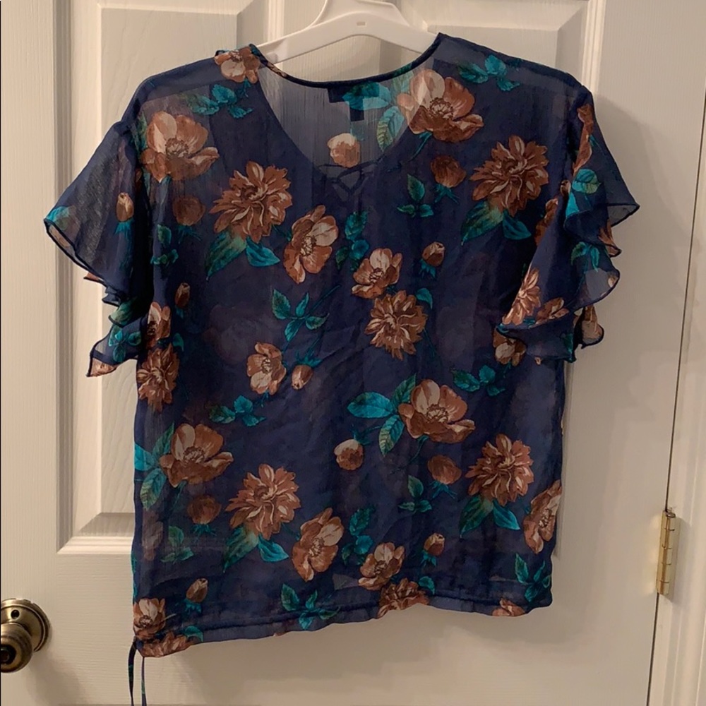 Jessica Simpson Floral Ruffled Shear Top - Picture 6 of 6